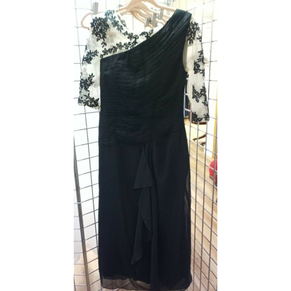 Vintage Designer Black Lace Formal  Dress Size 8/10 GORGEOUS Beaded Evening Gown